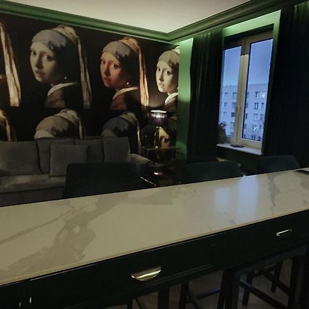 City Center Apartment Near Public Swimming Pool Варшава Экстерьер фото