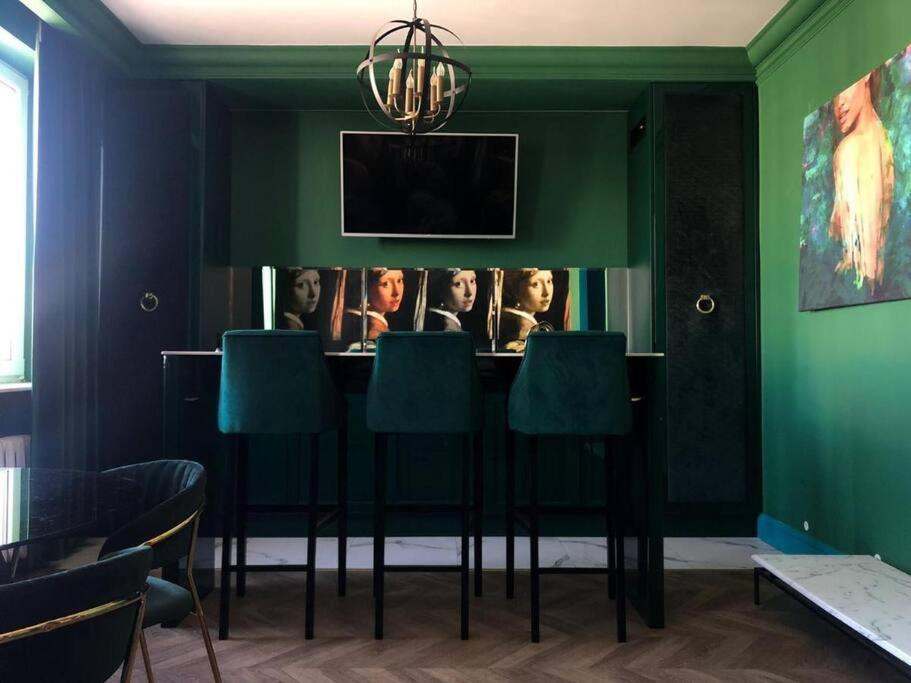 City Center Apartment Near Public Swimming Pool Варшава Экстерьер фото