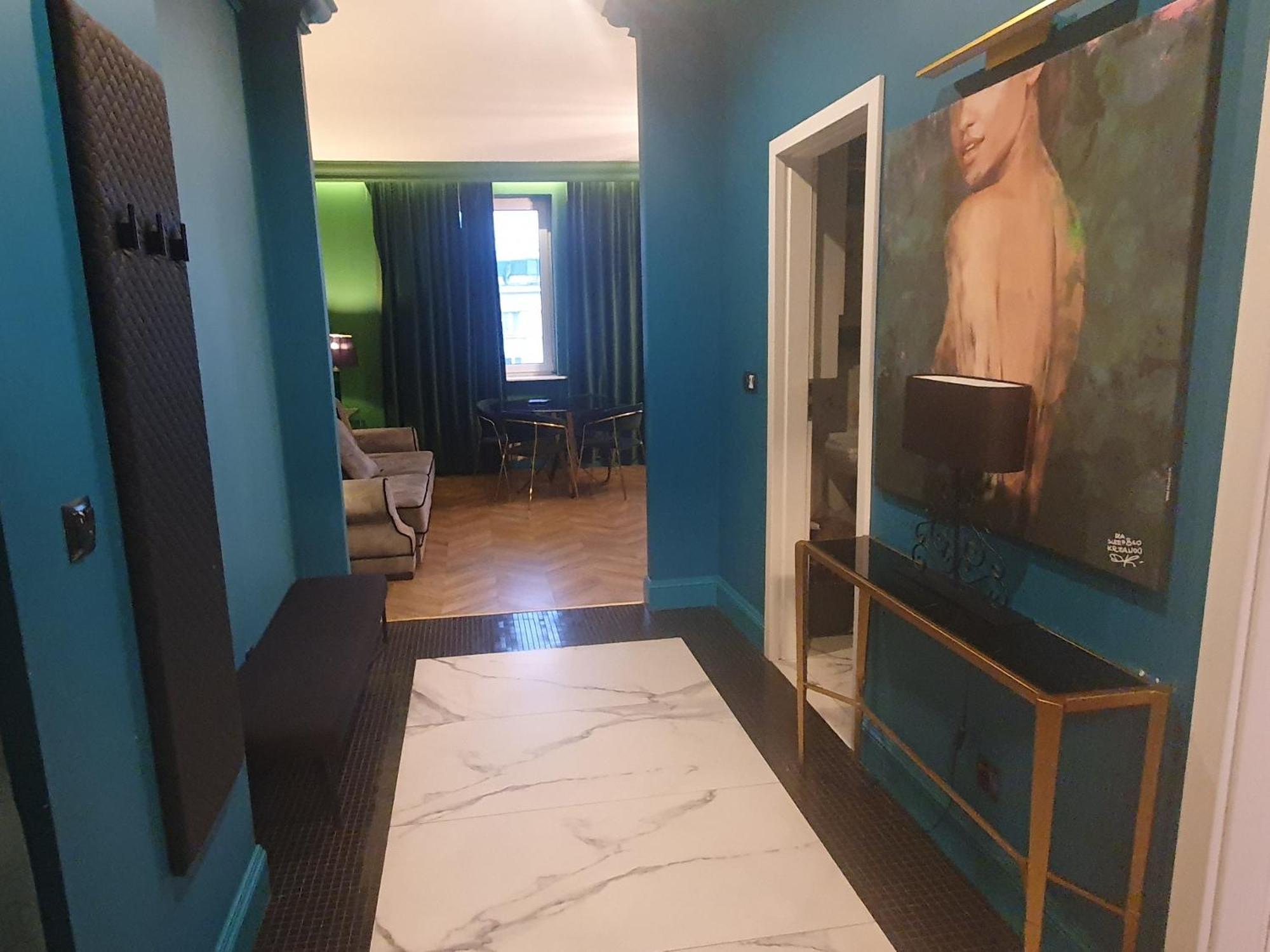 City Center Apartment Near Public Swimming Pool Варшава Экстерьер фото