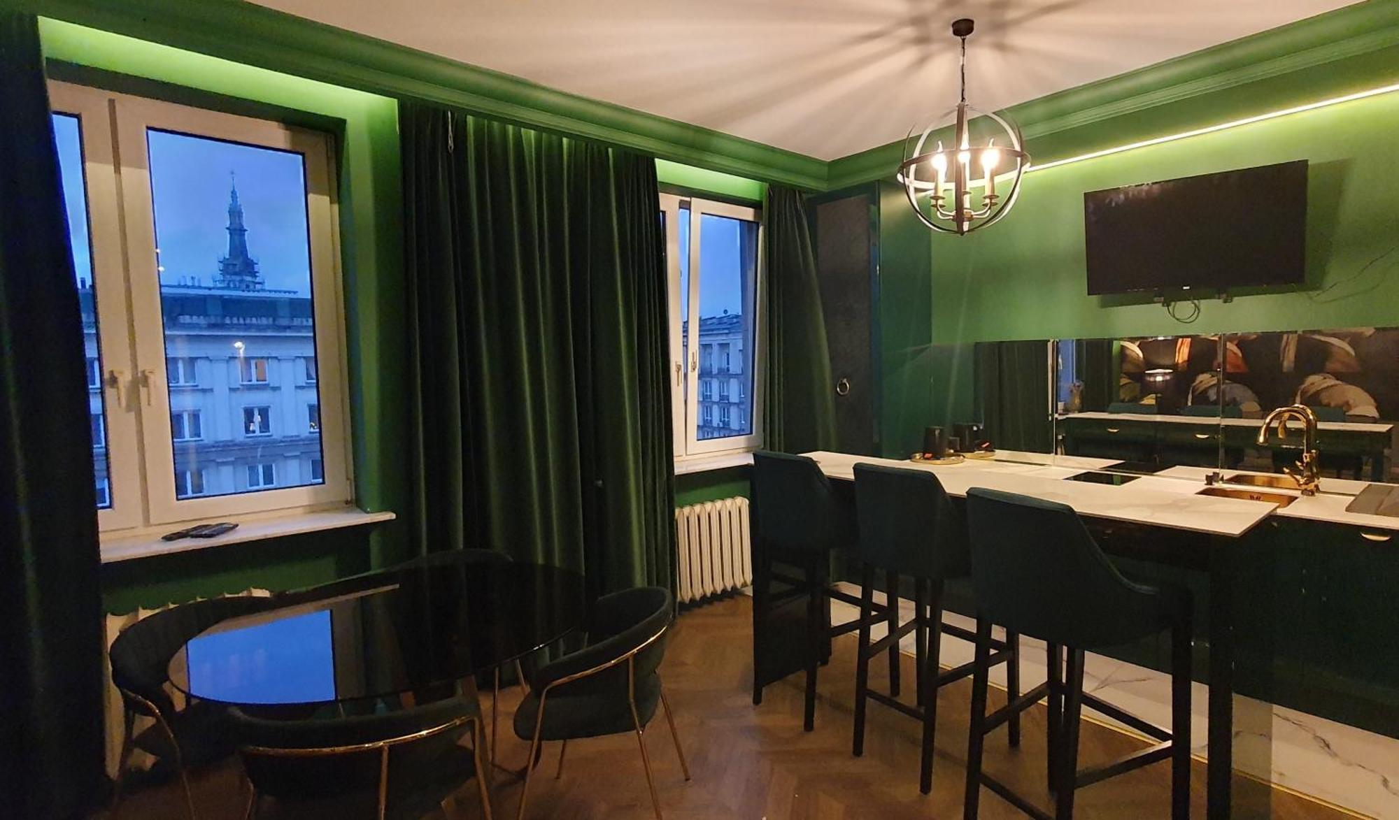 City Center Apartment Near Public Swimming Pool Варшава Экстерьер фото